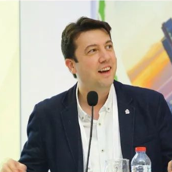 Doç. Dr. Caney Güney