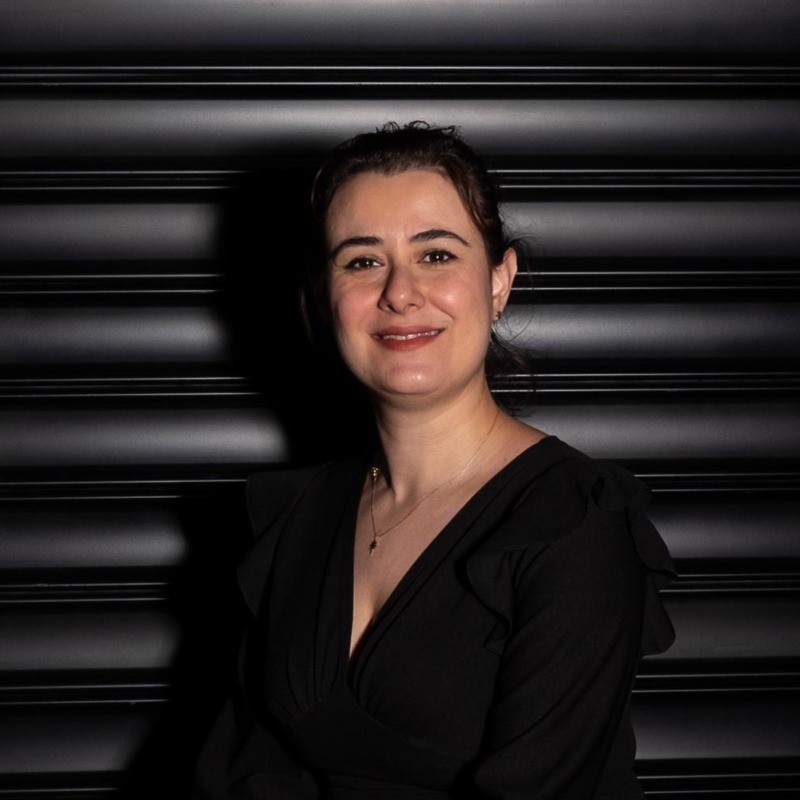 Özge Acar